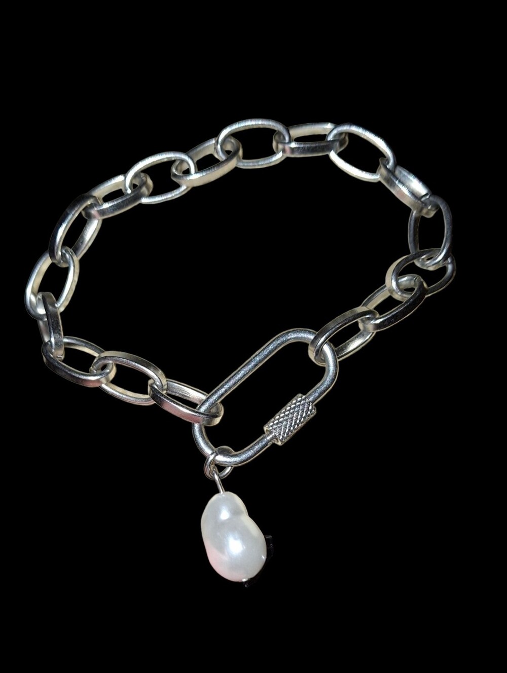 Silvertone Large Link Faux Pearl Industrial Paperclip style Bracelet 7in